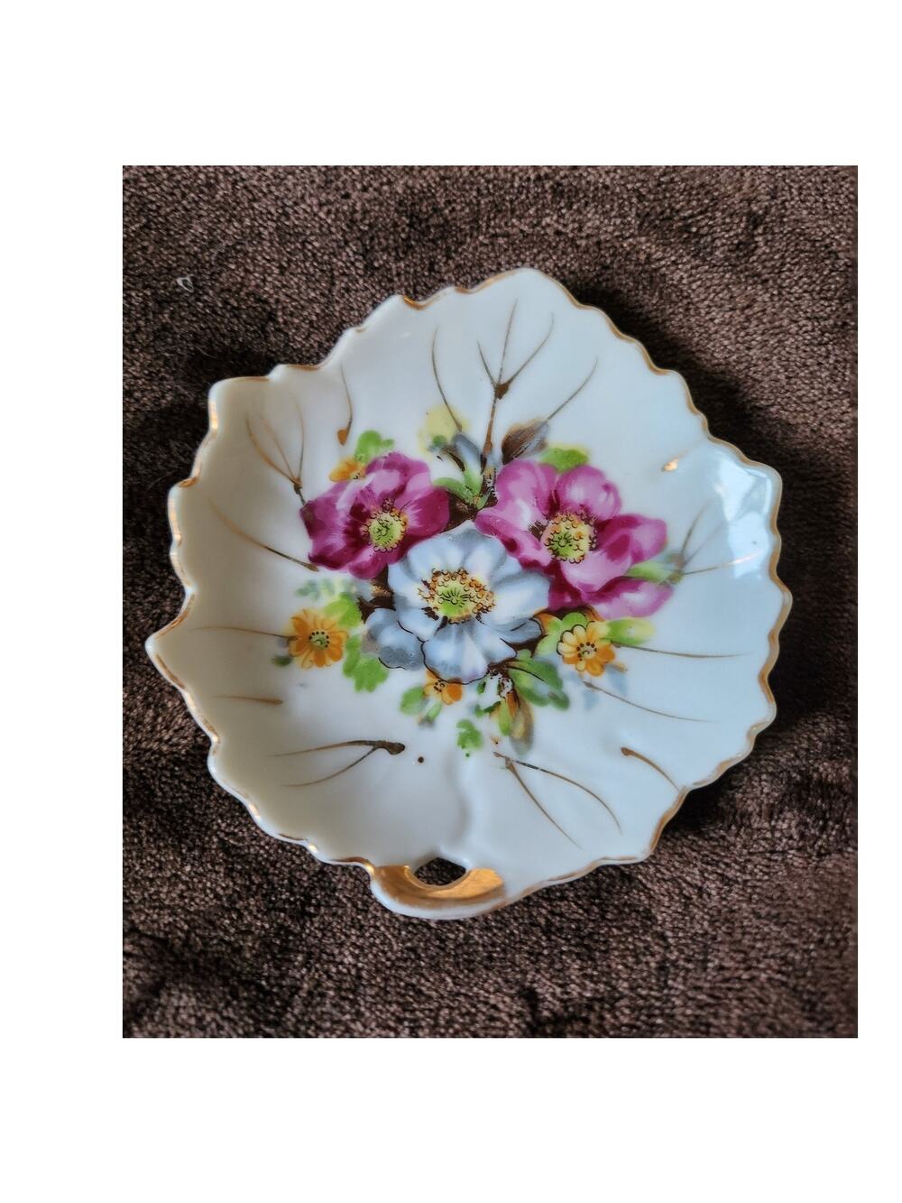 Vintage Japanese Viceroy Leaf Shaped Floral Trinket Dish w/Gold Rim and Accents